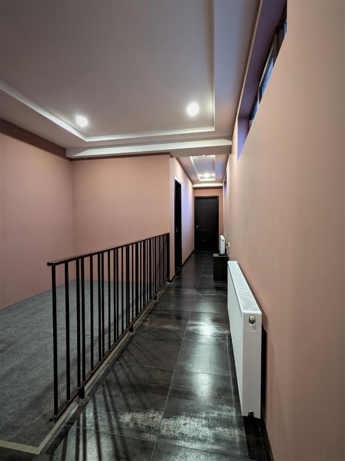 Milky Way Hotell Kazbegi Exteriör bild