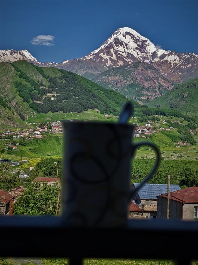 Milky Way Hotell Kazbegi Exteriör bild